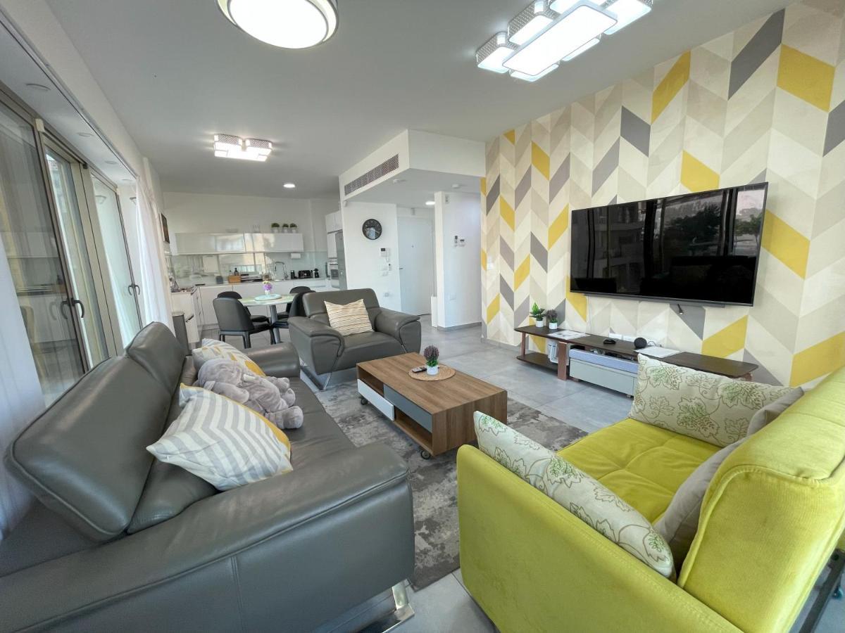 Luxury Apartment Port Of Jaffa Tel Aviv Exterior photo